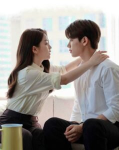 Ở Rể, Nhưng Muốn Nuốt Cả Nhà Vợ