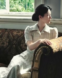 Ngày Thứ Hai Sau Cưới, Mẹ Chồng Đưa Tôi Một Cuốn Sổ Nợ