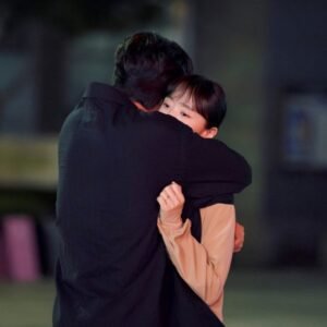 Sau Khi Trở Thành Vợ Cũ, Tôi Gả Cho Đối Thủ Của Anh Ta