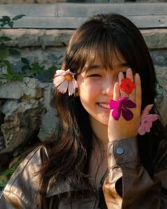 Ly Hôn Rồi, Tôi Trúng 100 Triệu Tệ