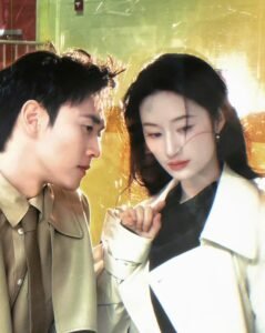 Chồng Đi Công Tác, Gia Đình Thứ Hai Giấu Không Nổi Nữa